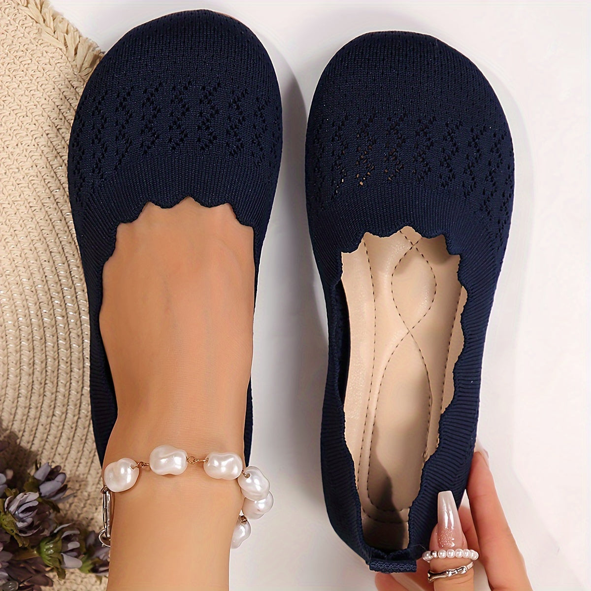 Women's Slip-On Flats Breathable Knit Comfortable Rubber Sole All-Season Shoes