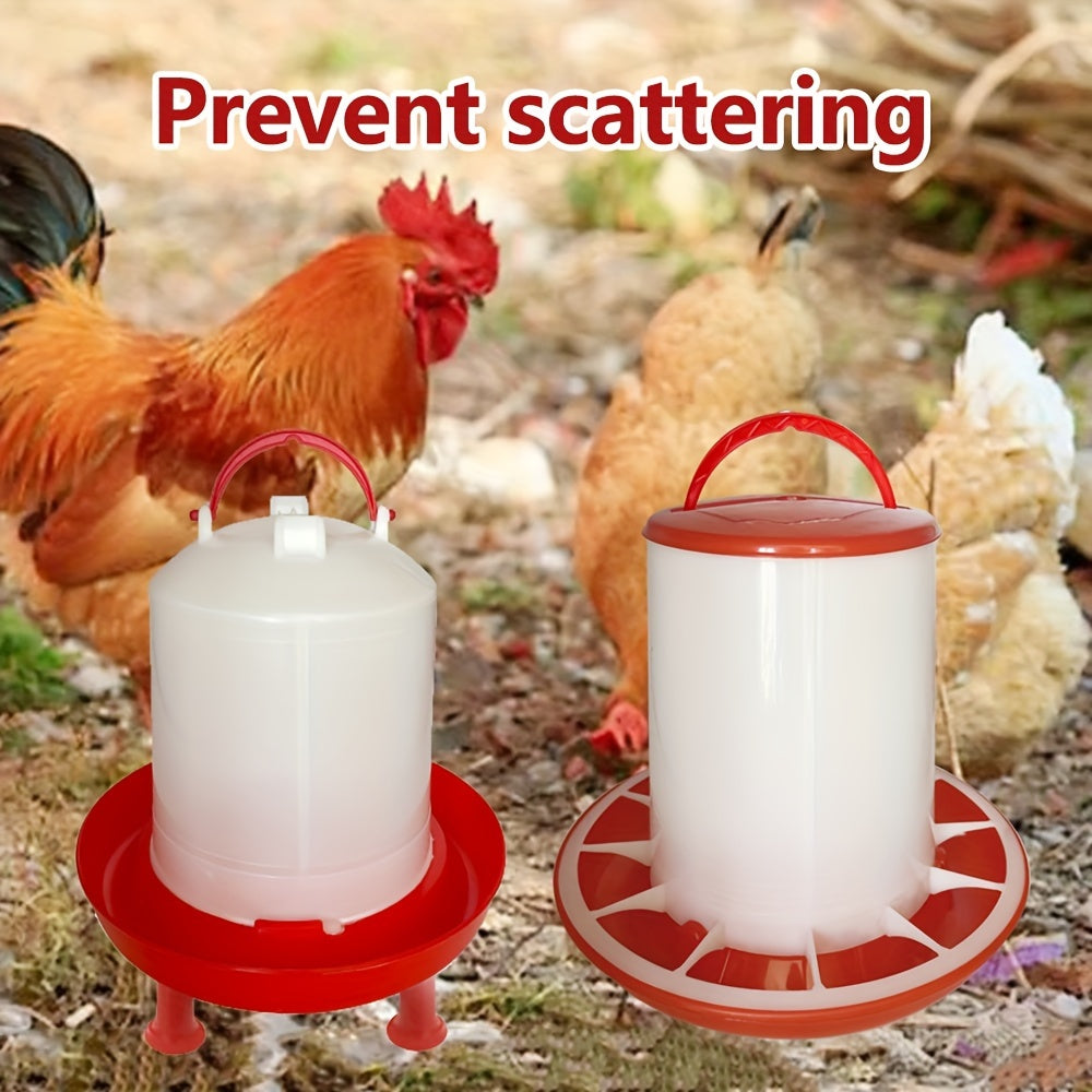 Tovuq ozuqasi va suv tarqatish to'plami yuqori zichlikdagi 4KG ozuqa tarqatgich va 4L suv idishini o'z ichiga oladi. Mustahkam polipropilen material, osma tutqichlar va siqishdan qaytish dizayni bilan ajralib turadi.