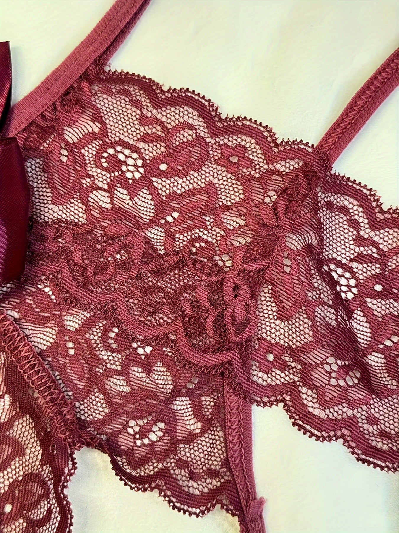 Ochiq qinli, ipli kamzul, ayollar uchun sexy ichki kiyim.