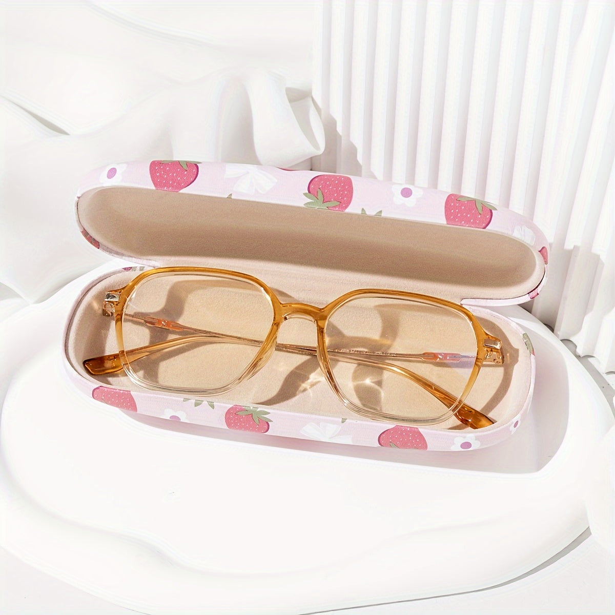 Qizlar uslubidagi portativ ko'zoynak qutisi, gilos bosma pushti qulupnay dizayni bilan