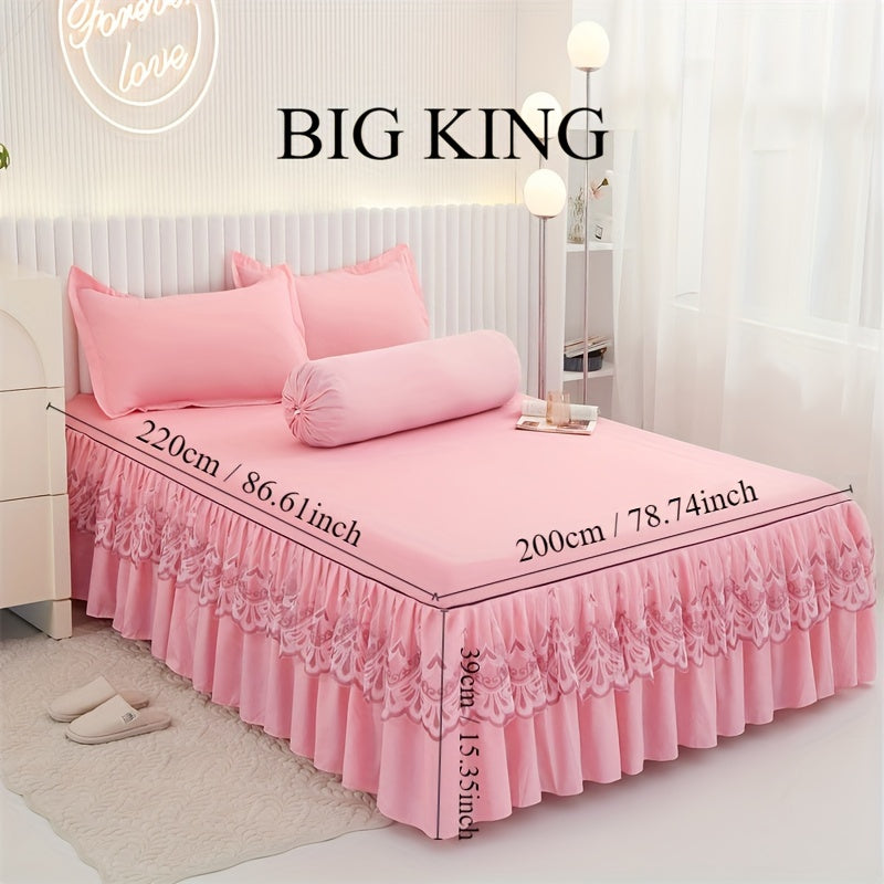 Элегантный 3-частный комплект на кровать с двойным кружевом - включает 1 накидку на кровать и 2 наволочки, однотонного цвета. Нескользящий и идеально подходящий для всех сезонов, этот комплект можно стирать в машинке для легкого ухода.