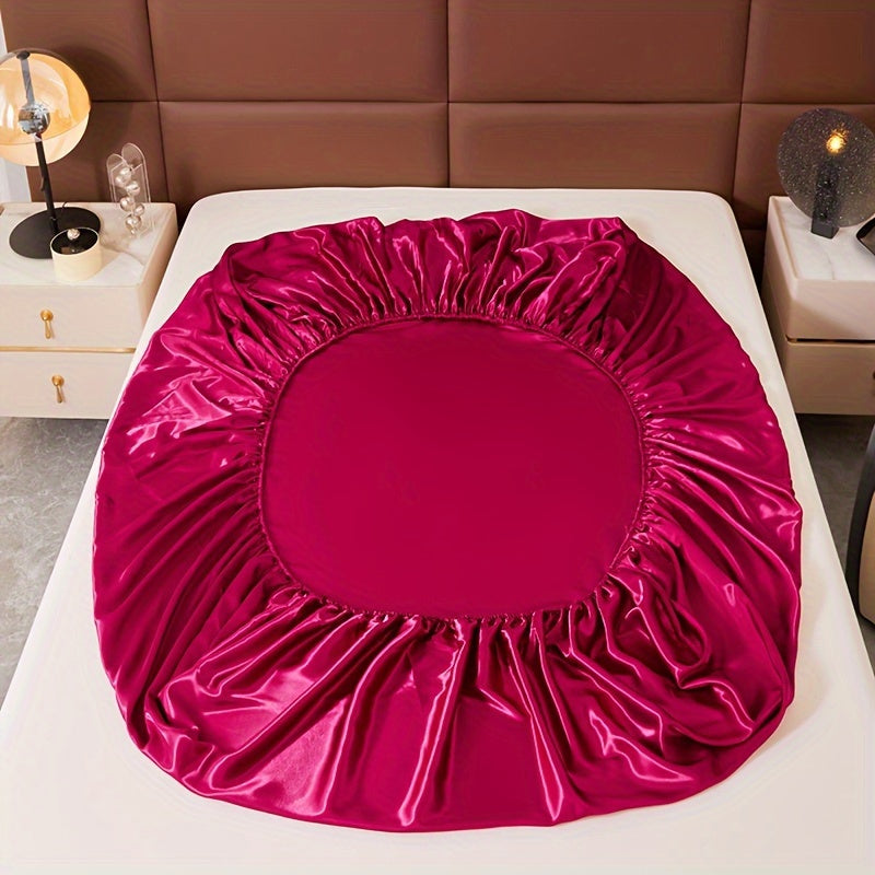 Silky Soft 100% Polyester Satin Bed Sheet for All Seasons Light Luxury Pilling-Resistant Queen Size