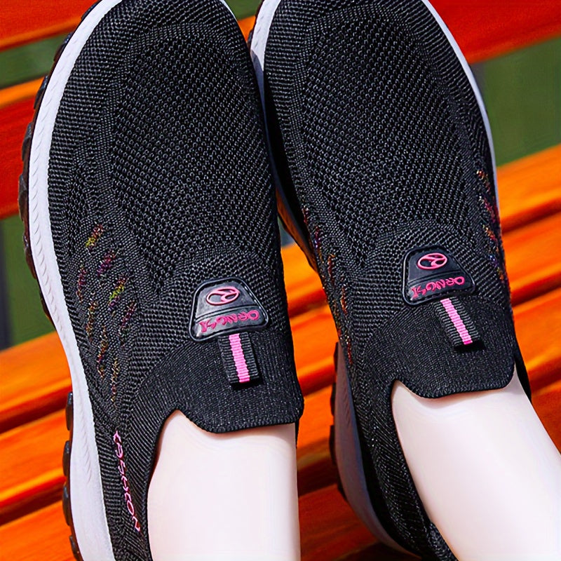 Ayollar uchun nafas oladigan knit platform sport poyafzallari, kundalik slip-on tashqi poyafzallar