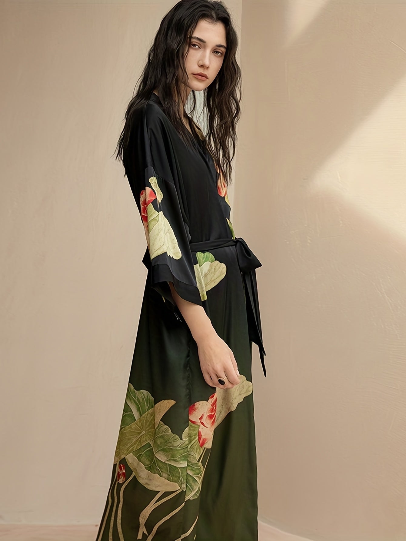 Plus Size Floral Satin Robe V-Neck Lounge Wear with Lace-Up and Short Sleeves