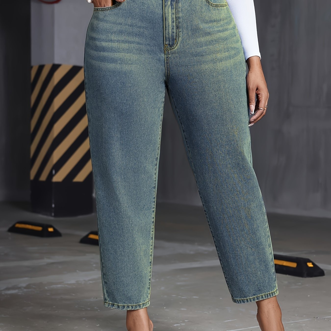 Plus Size Women's Tapered Jeans High Waisted Light Blue Denim