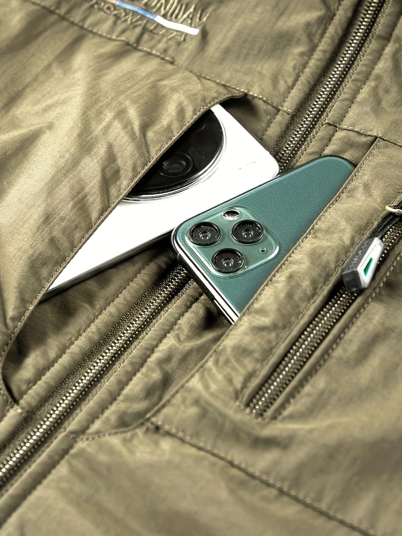 Men's Reversible Nylon Vest with Embroidered Letters Casual Outdoor Travel Work