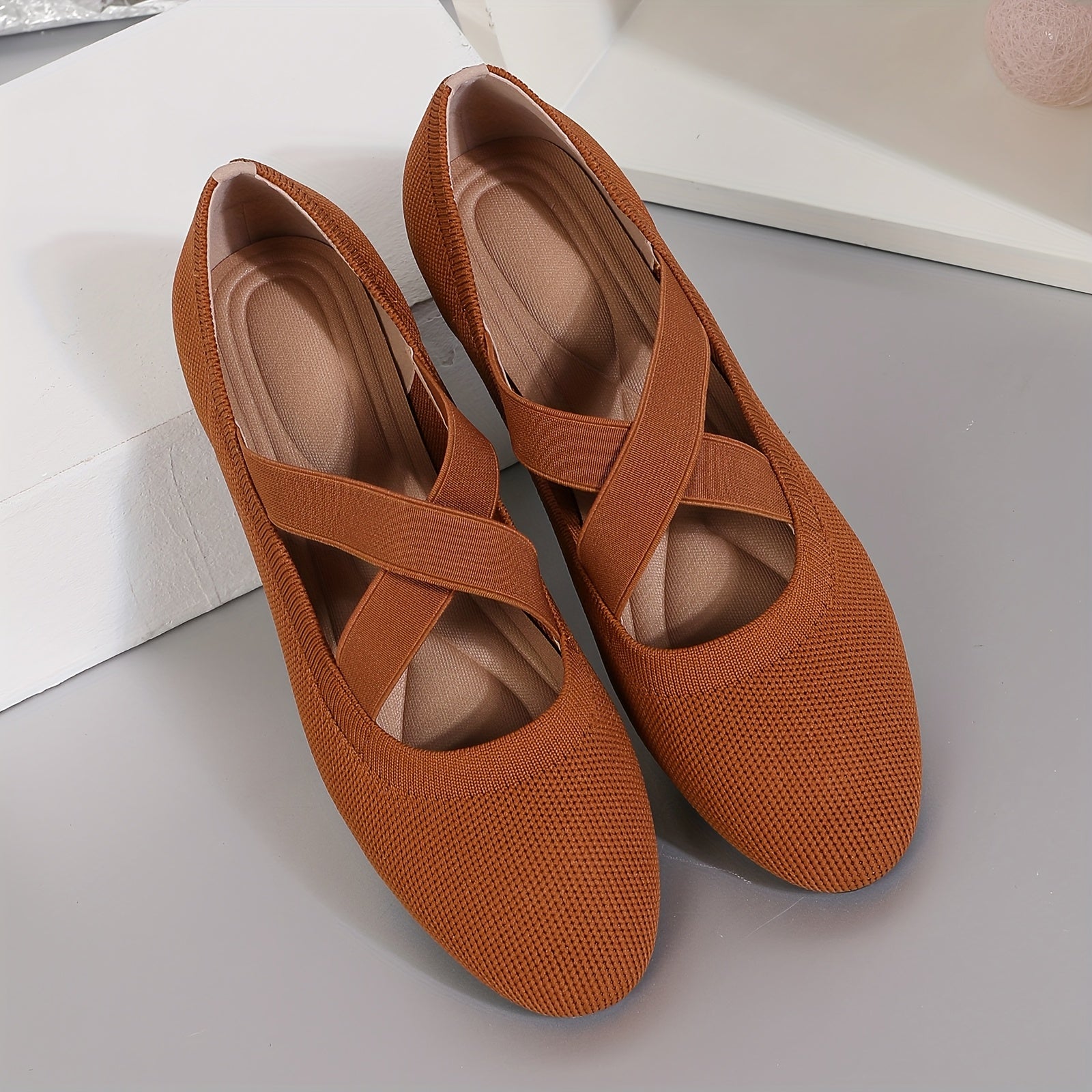 Women's Lightweight Slip-On Flats Breathable Fabric All-Season Casual Formal