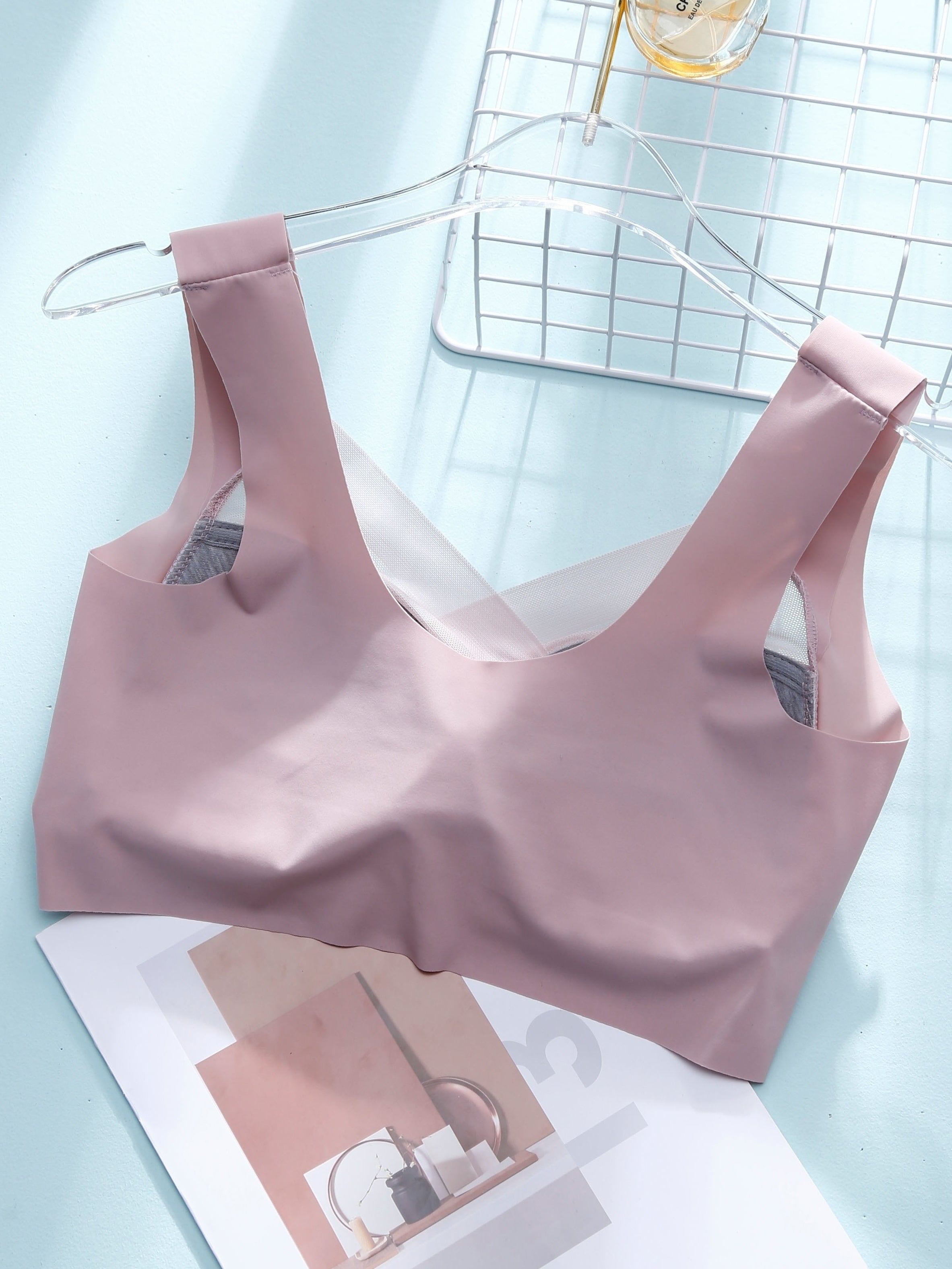 Women's Wireless Push Up Bra High Contrast Comfortable Lingerie