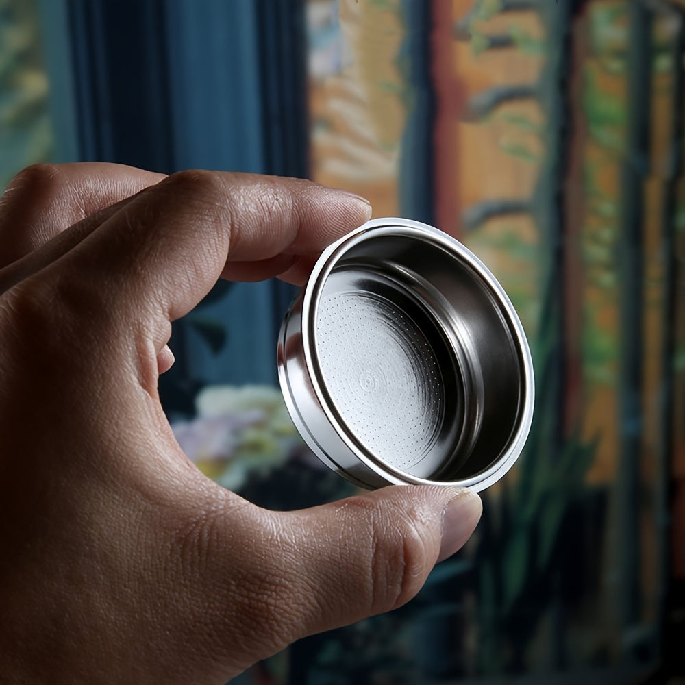 Espresso mashinalari uchun qayta ishlatiladigan zanglamaydigan po'latdan yasalgan qahva filtrlar to'plami, 1 chashka, 2 chashka va 4 chashka sig'imi uchun 51mm bosimsiz savatni o'z ichiga oladi.