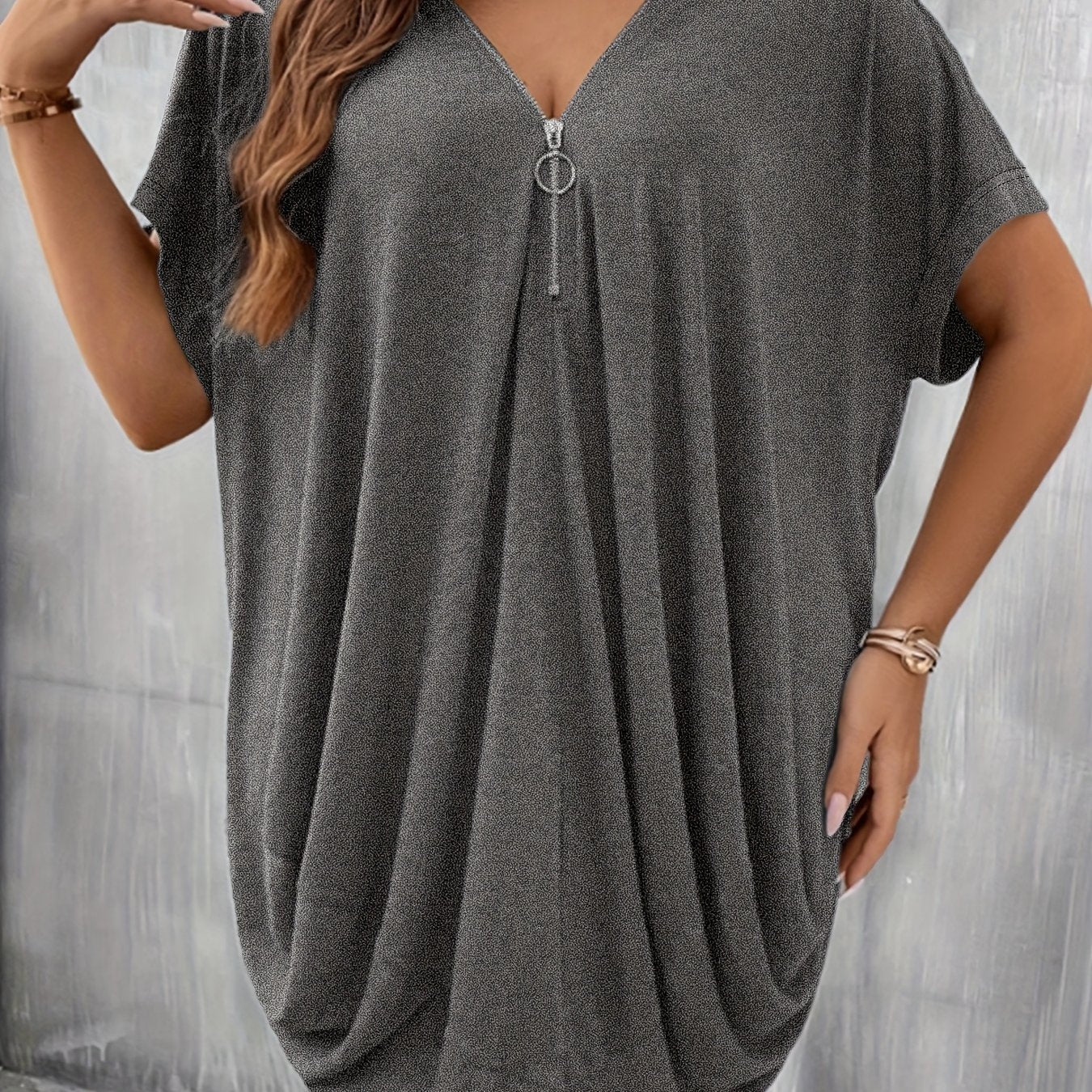 Plus Size Women's Loose Black Zipper Top Summer Classic Blouse