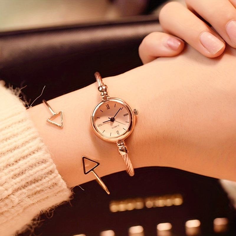 Reloj de pulsera analógico con esfera de números romanos vintage y movimiento de cuarzo