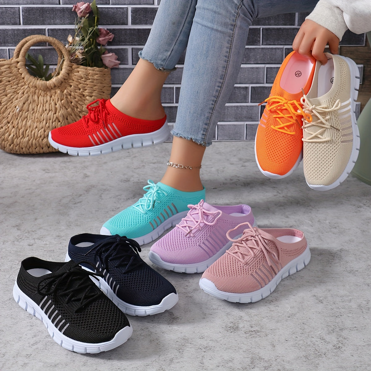 Women's Lightweight Breathable Low-Top Sneakers Casual All-Season Shoes