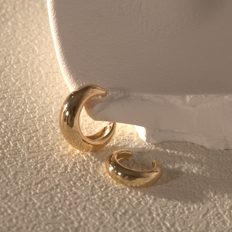 Women's Alloy Asymmetric C-Shaped Clip-On Earrings, Punk Style, Daily Wear