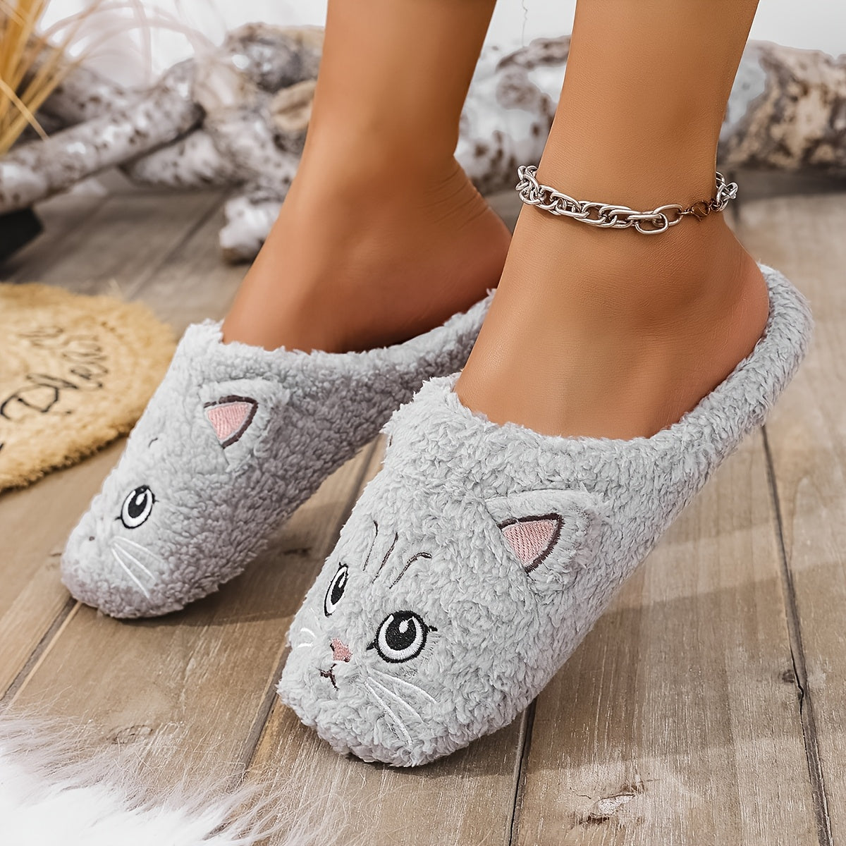 Women's Cartoon Cat Slippers Soft Plush Non-Slip Indoor House Shoes Grey Black
