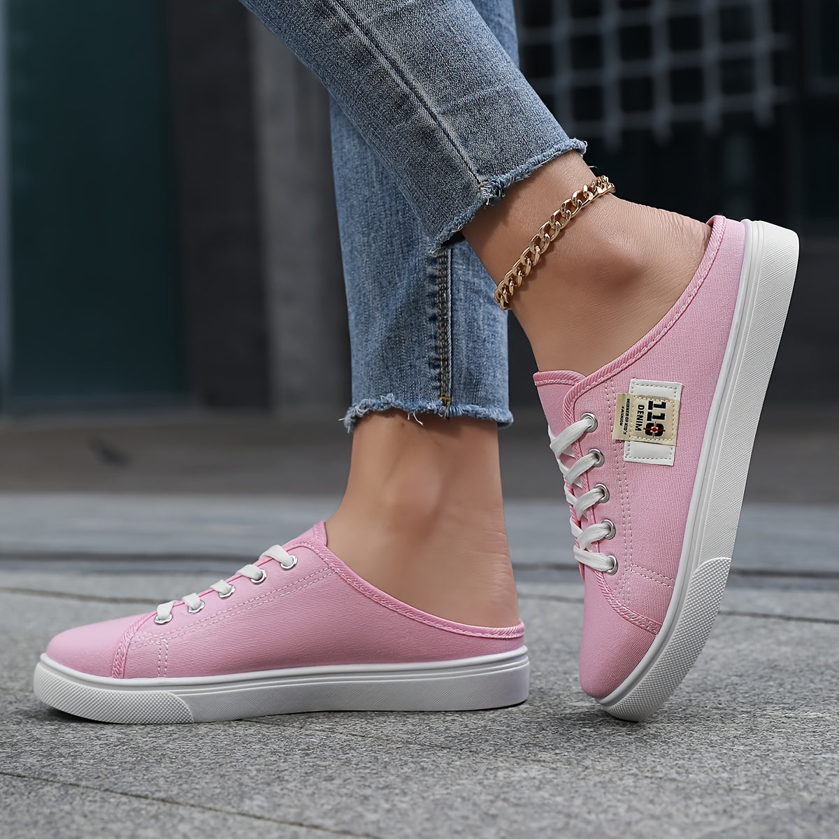 Ayollar uchun slip-on kundalik poyabzal nafas oladigan mato, sirpanmaydigan taglik, qora, oq, pushti