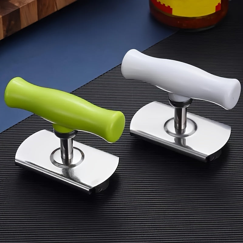 Oshxonada bankalar va shishalarni oson burab ochish uchun zanglamaydigan po'latdan yasalgan bankochiruvchi.