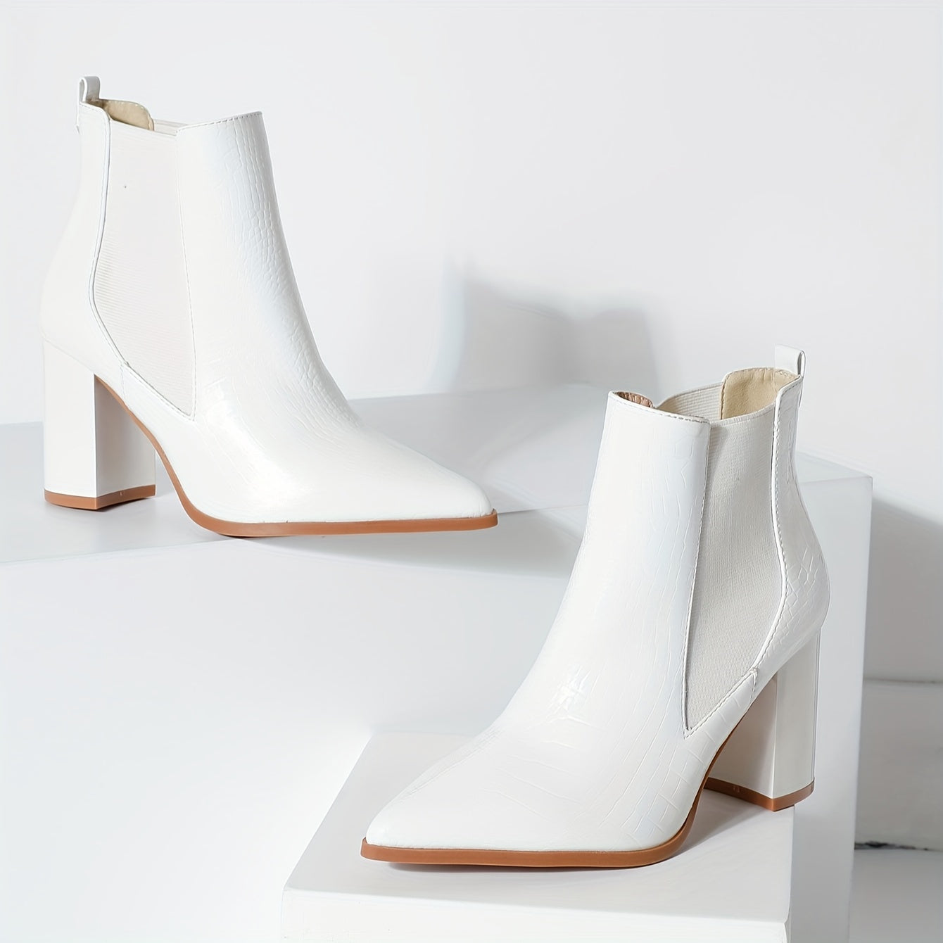 Women's Crocodile Pattern Leather Ankle Boots Pointed Toe Chunky Heel