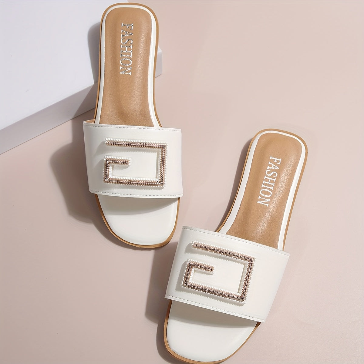 Ayollar uchun shippaklar yumshoq sirt tekis barmoqli qulay ko'p qirrali ranglar