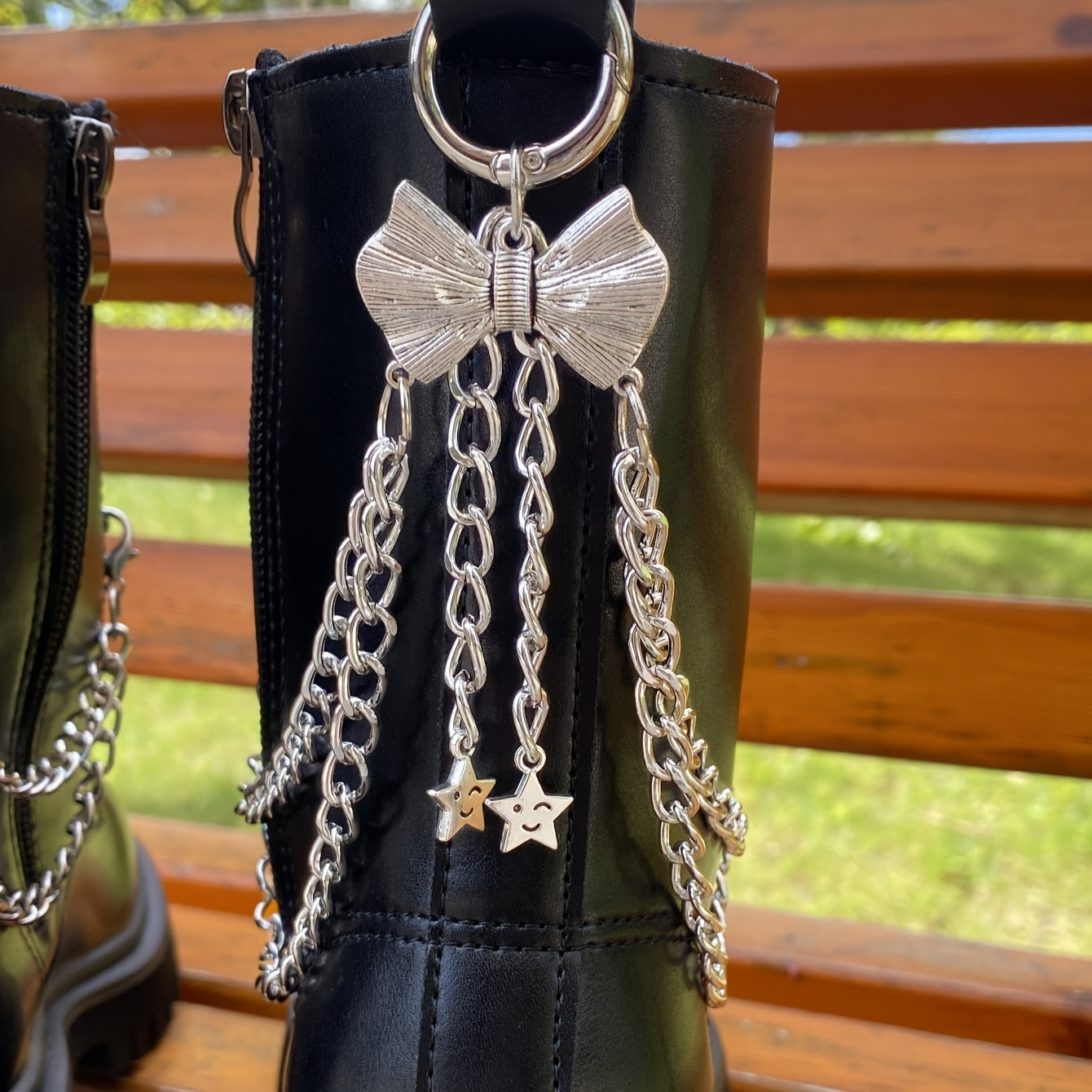 Women's Sneakers With Detachable Golden Butterfly Toggle Chain