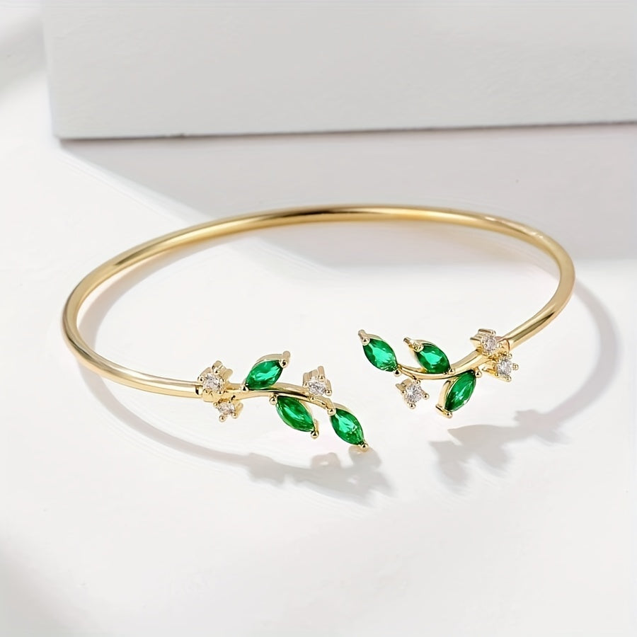 Ayollar uchun zamonaviy zargarlik buyumlari bilan mis bargli taqinchoq, kubik zirkon bilan