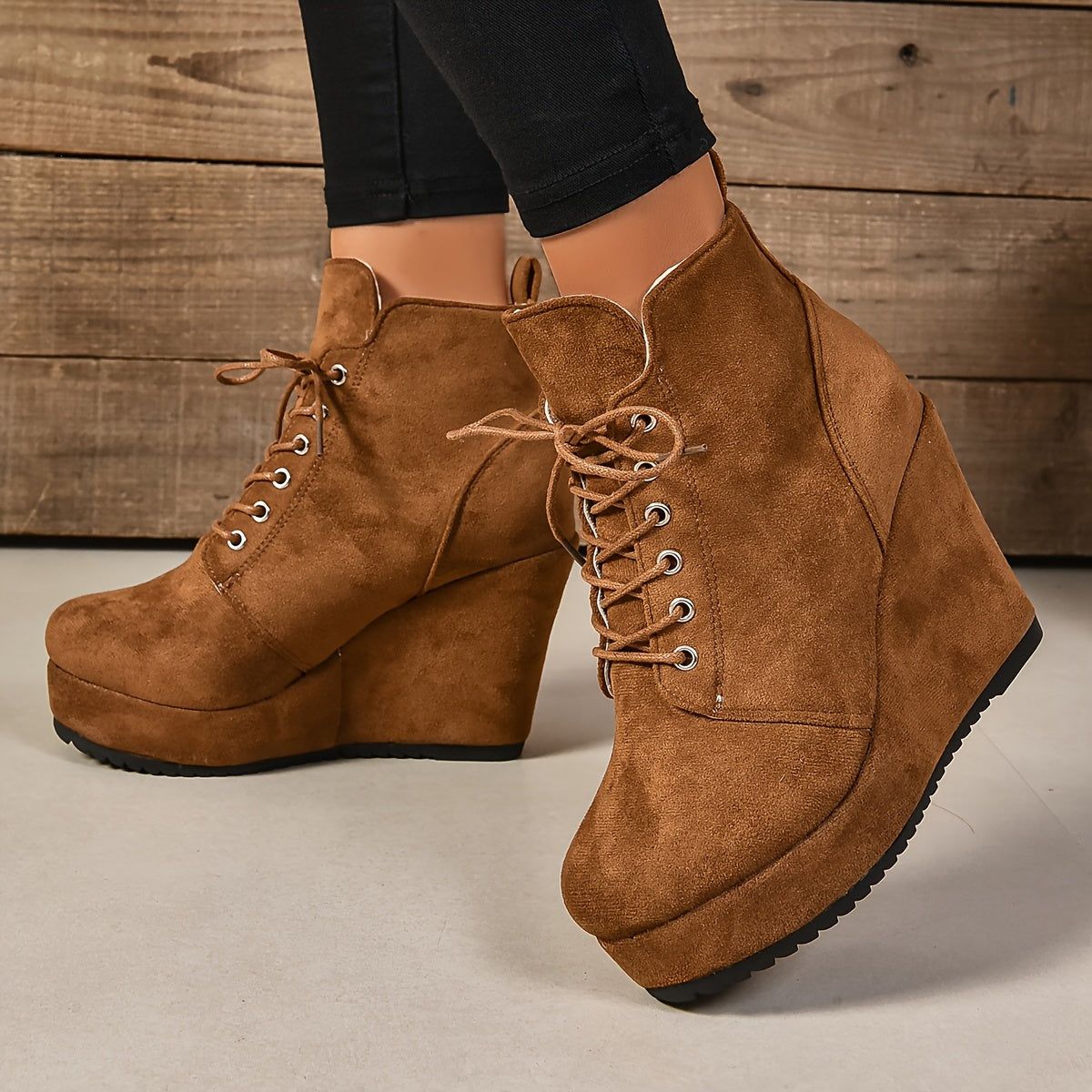 Women's Fuzzy Lace-Up Platform Warm Plush Winter Boots