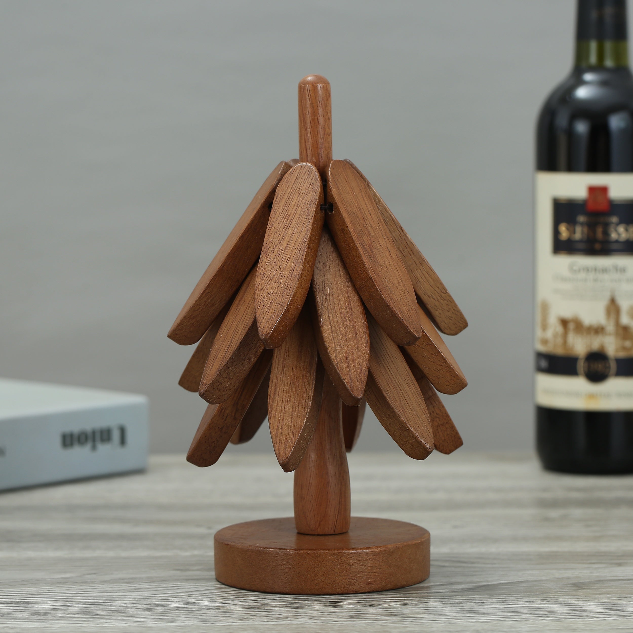 Wooden Kitchen Mat for Heat Protection Dining Room and Restaurant Use