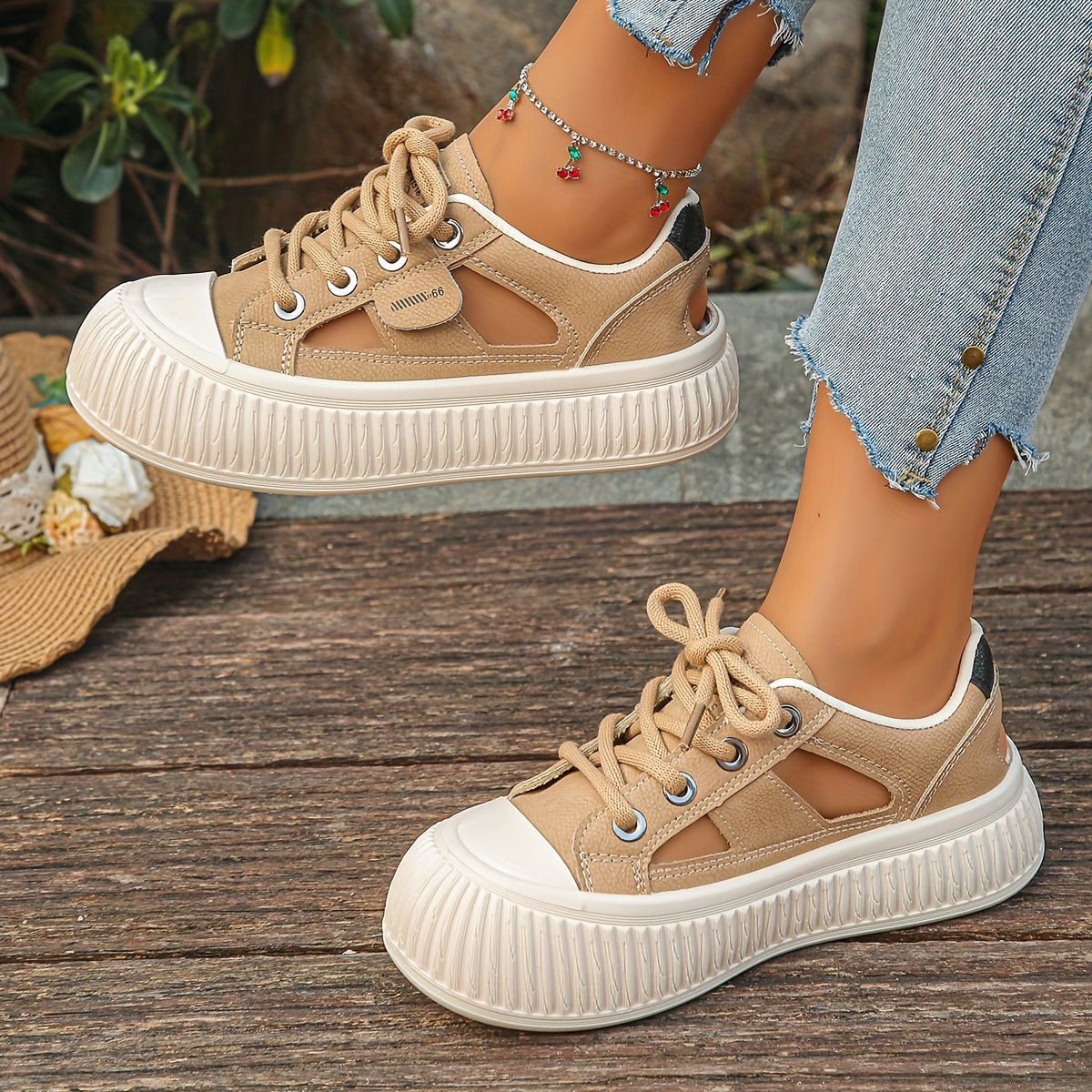 Women Casual Lace-Up Sneakers Thick Sole White Round Toe Summer Fashion