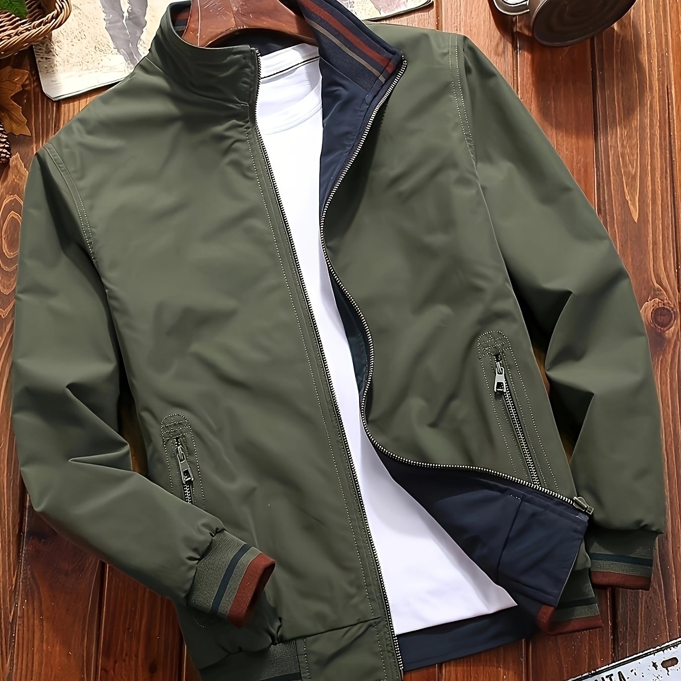 Men's Softshell Jacket with Stand Collar Zipper Closure Solid Color Casual Outerwear