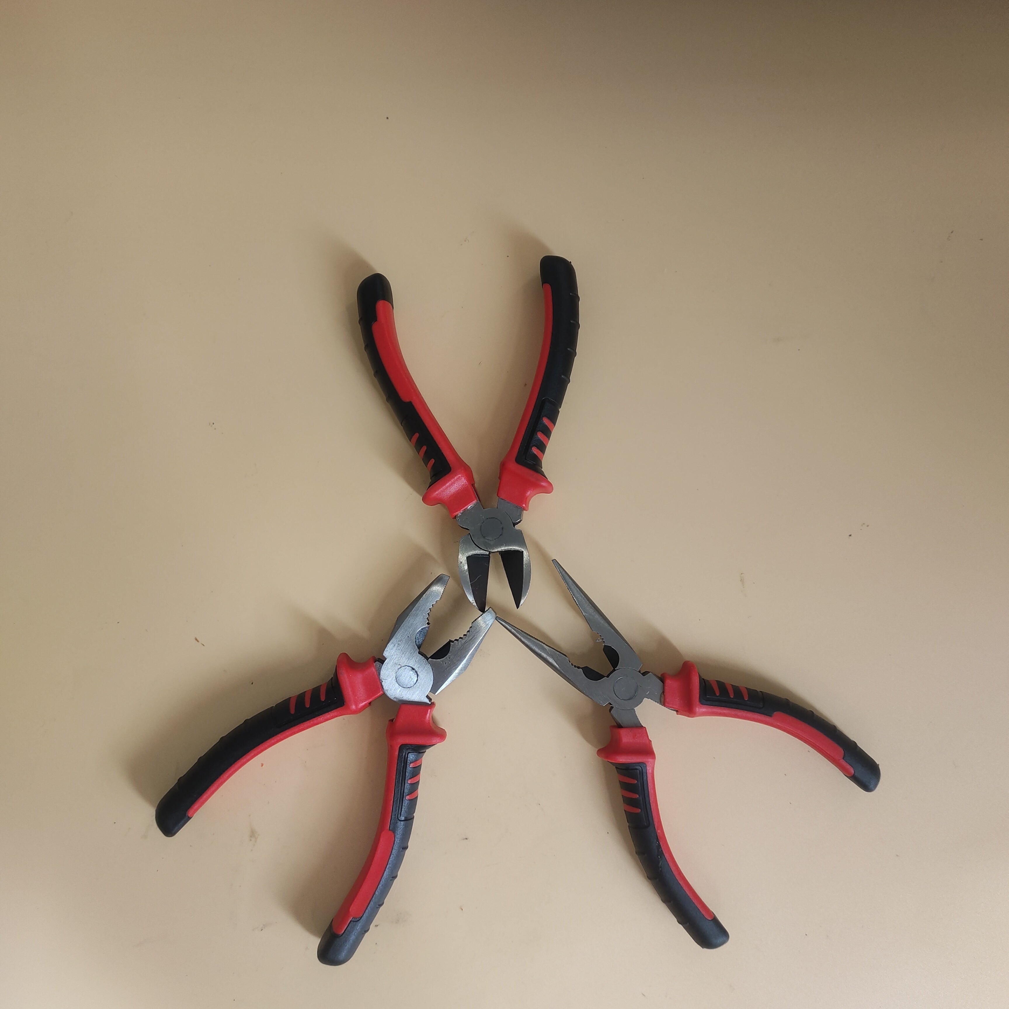 Elektrchilar, sim kesuvchilar uchun universal diagonal qisqichlar to'plami, bardoshli po'lat