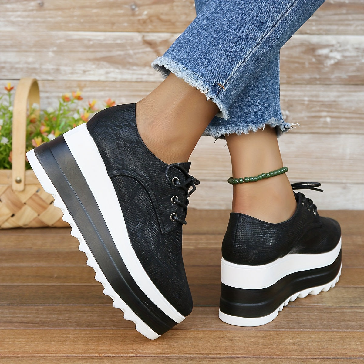 Women Flat Platform Shoes Casual Slip-On Brogue Sneakers