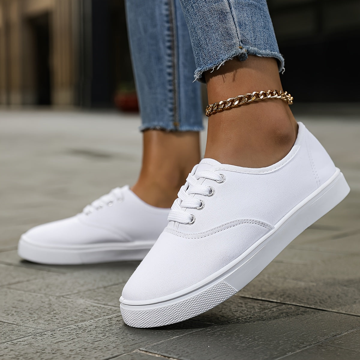 Women's Casual Lace-Up Sneakers Lightweight Low-Top Shoes Black White Blue