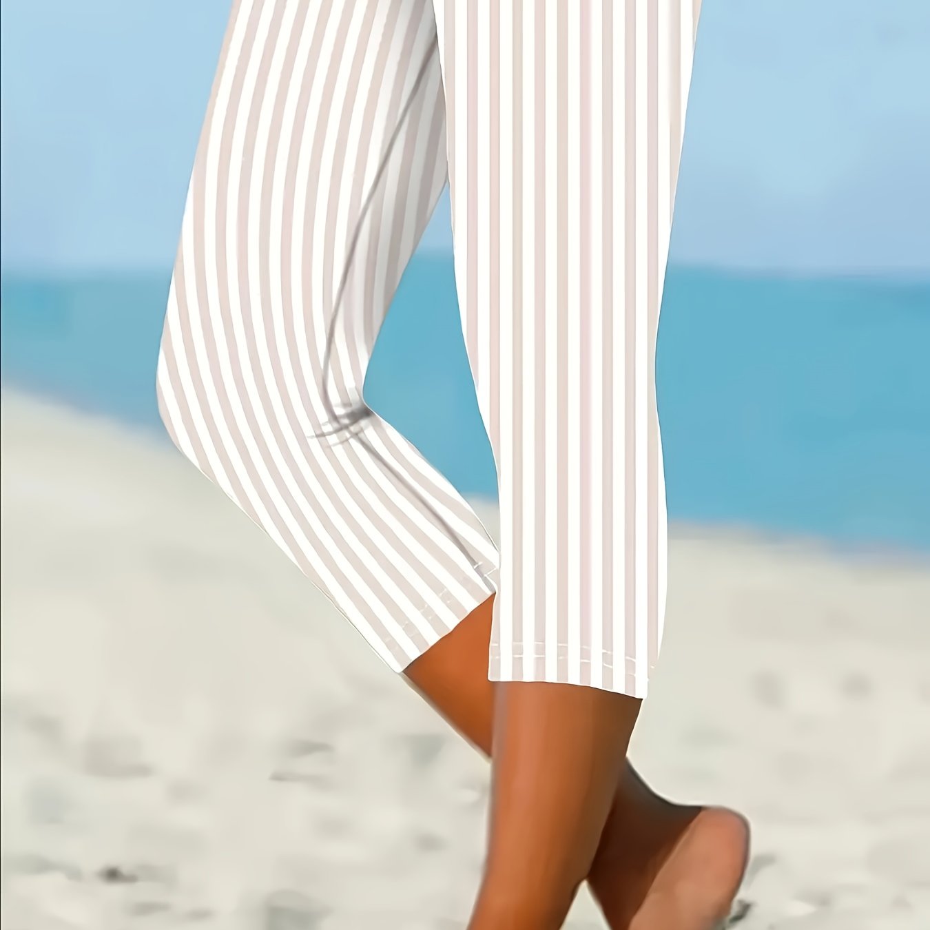 Women's Plus Size Striped Print Capri Leggings Mid-Stretch Travel Comfortable