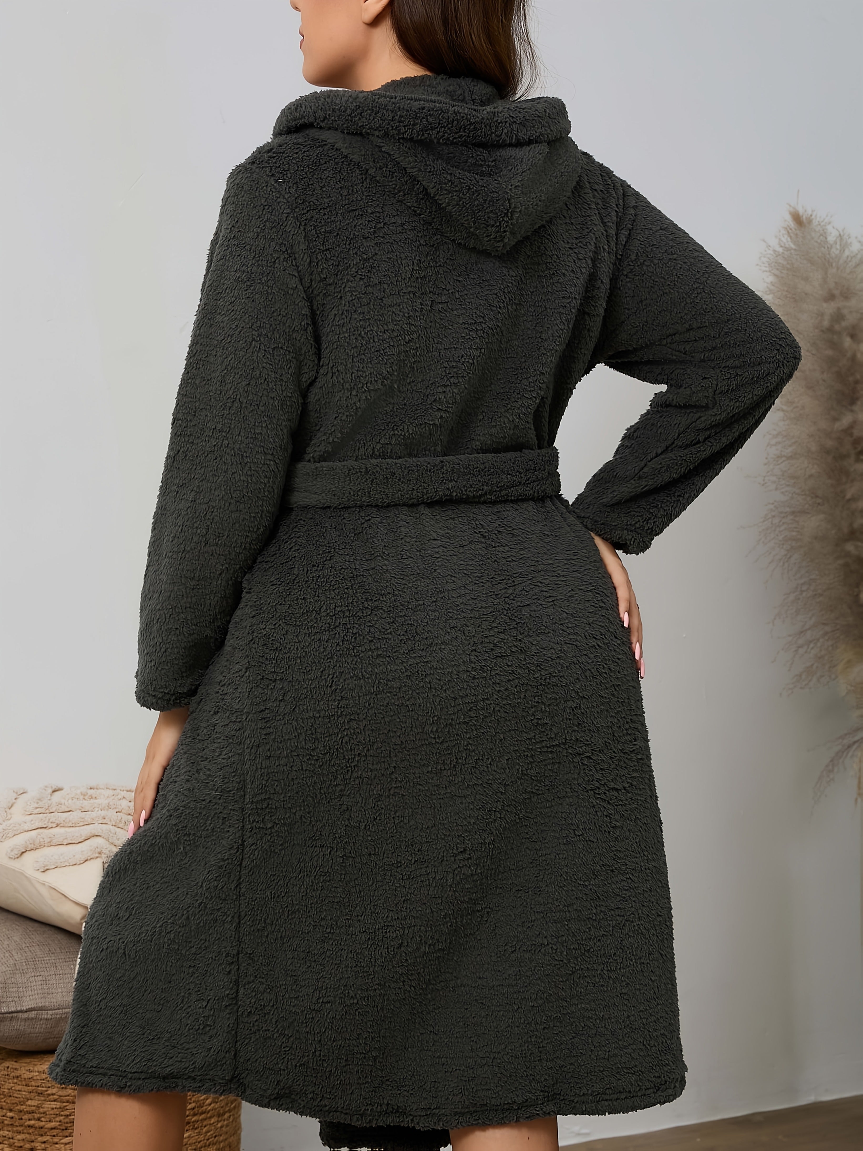 Plus Size Women's Fleece Long Sleeve Hooded Nightgown Lounge Robe for Fall Winter