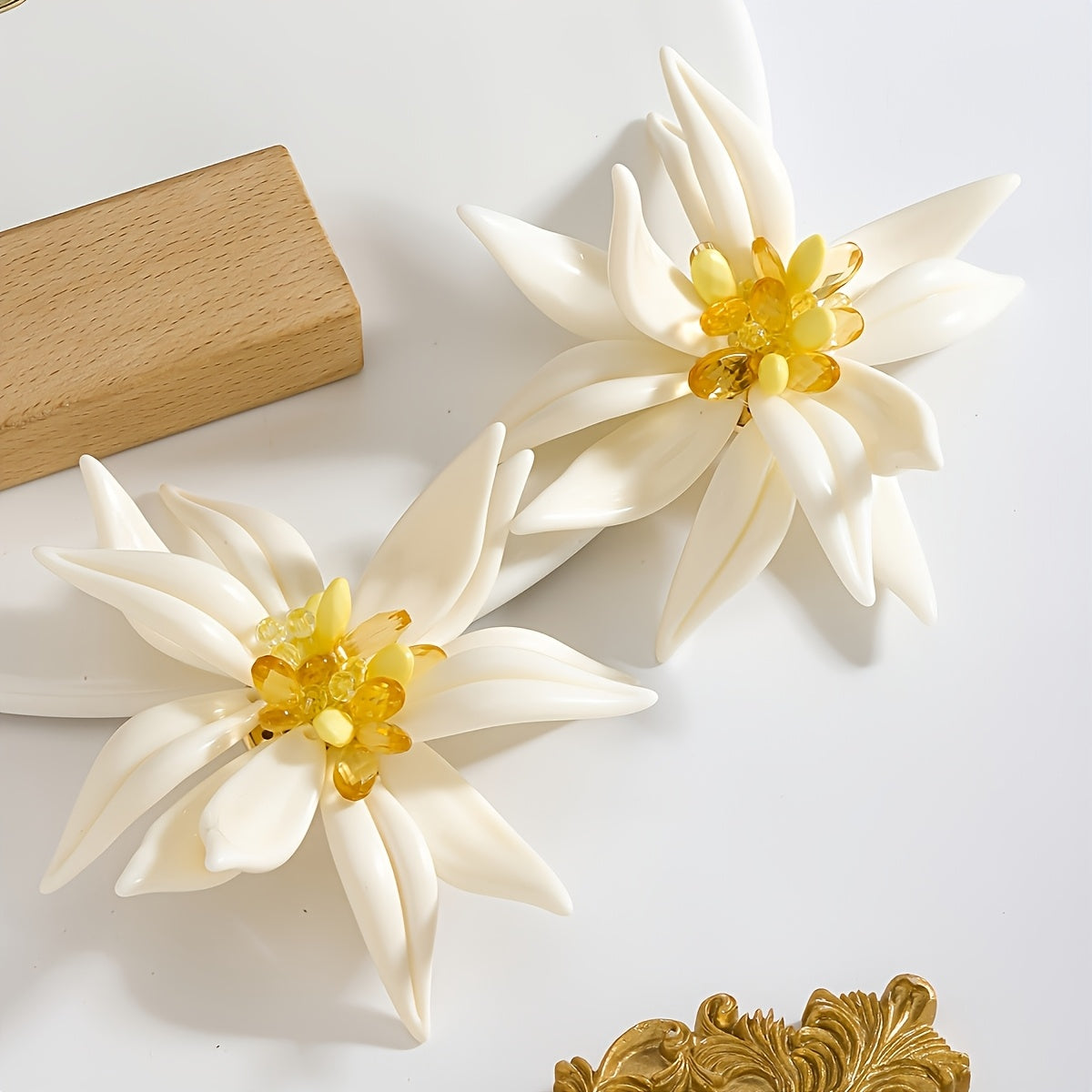 Женские серьги-гвоздики с лепестками лотоса из смолы, нержавеющая сталь, 3D-дизайн, подарок