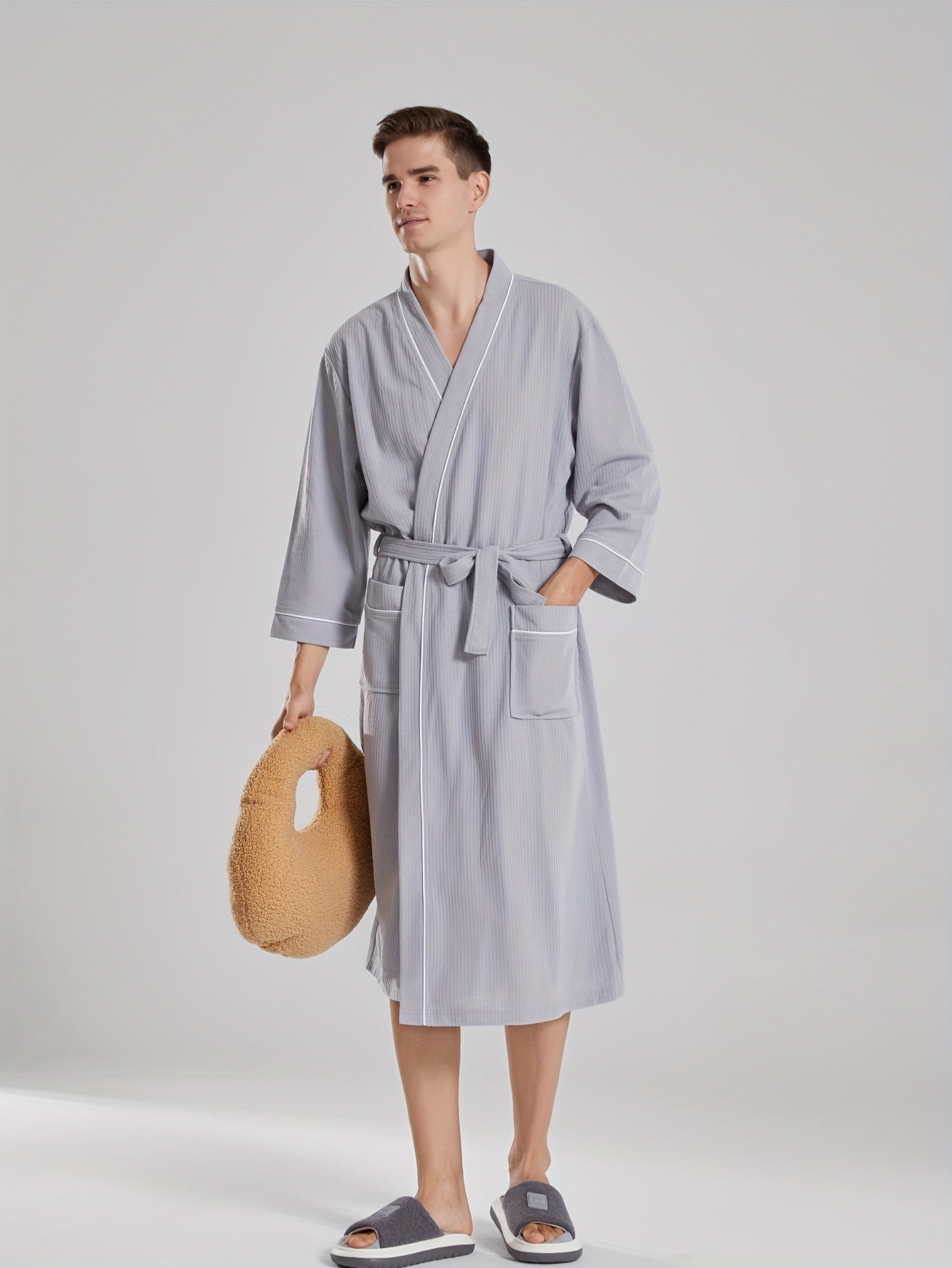 Unisex Japanese-Style Waffle Weave Bathrobe with Pockets and Belt for All-Season Comfort