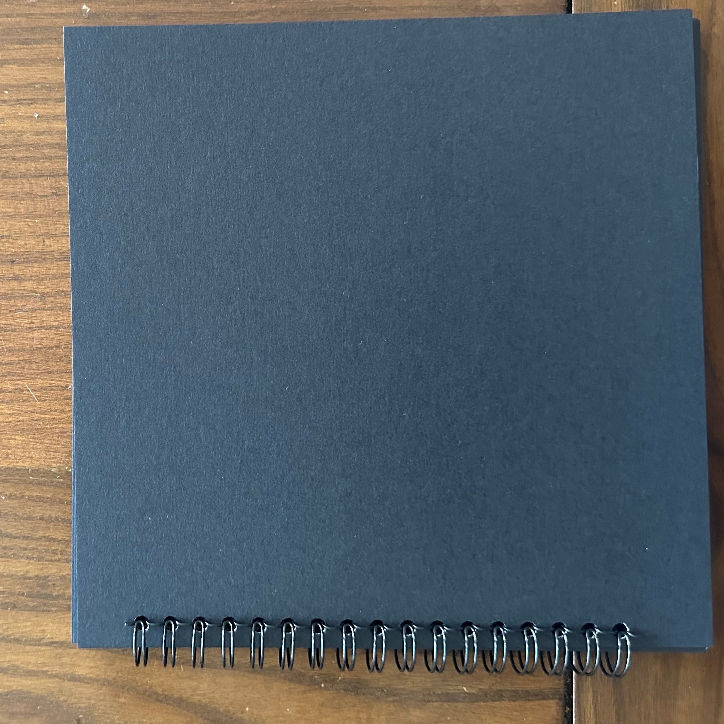 Customizable Scrapbook Album for Weddings and Memories, Creative Photo Storage