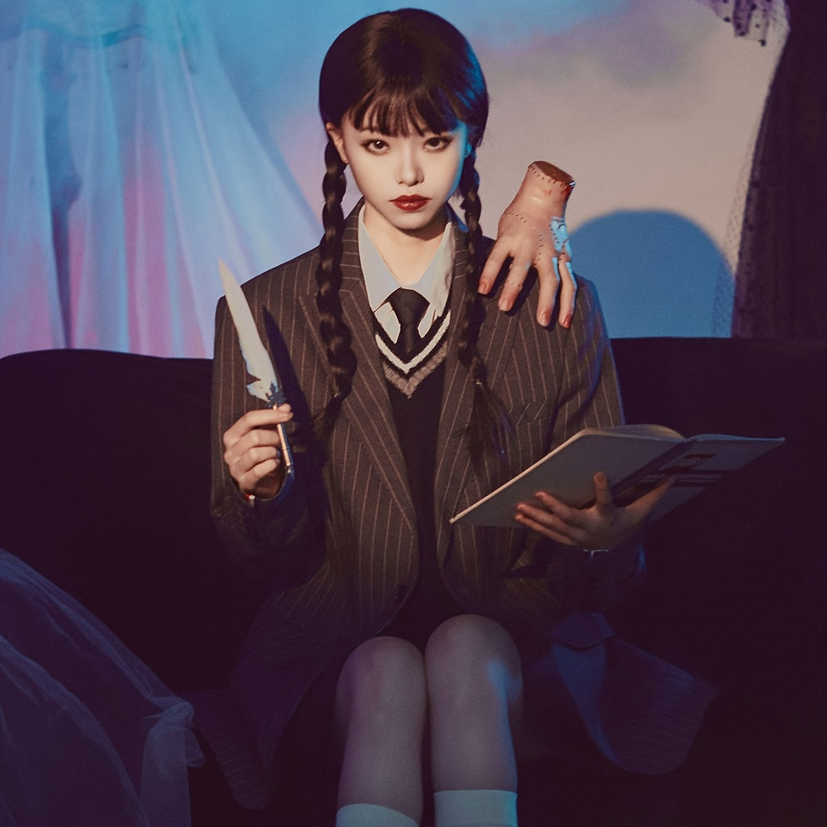 Реквизит в виде фальшивой руки из Семейки Аддамс для косплея и декораций - идеально подходит для подарков на Хэллоуин и Пасху в 2023 году