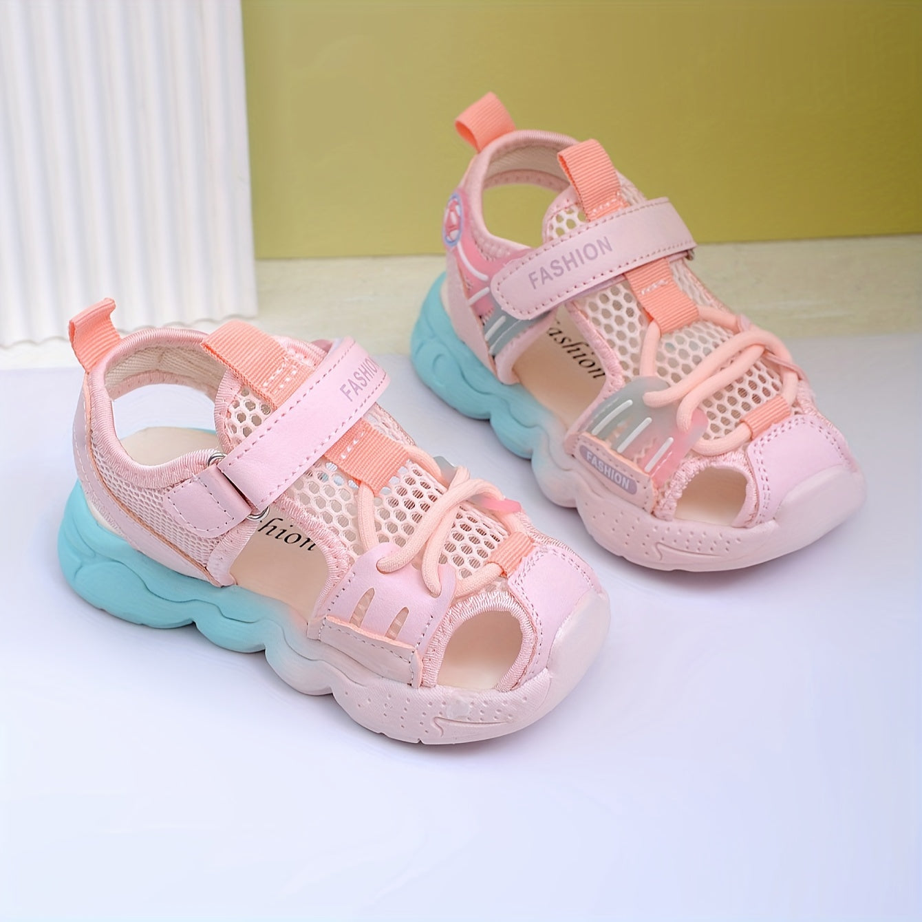 Kids Breathable Mesh Sandals with Secure Fastening for Summer