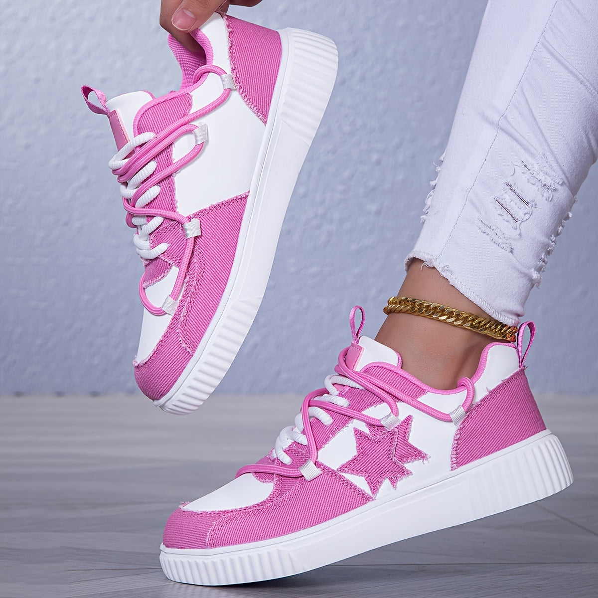 Women's Lace-Up Platform Sneakers for Casual Walking with Stars Print