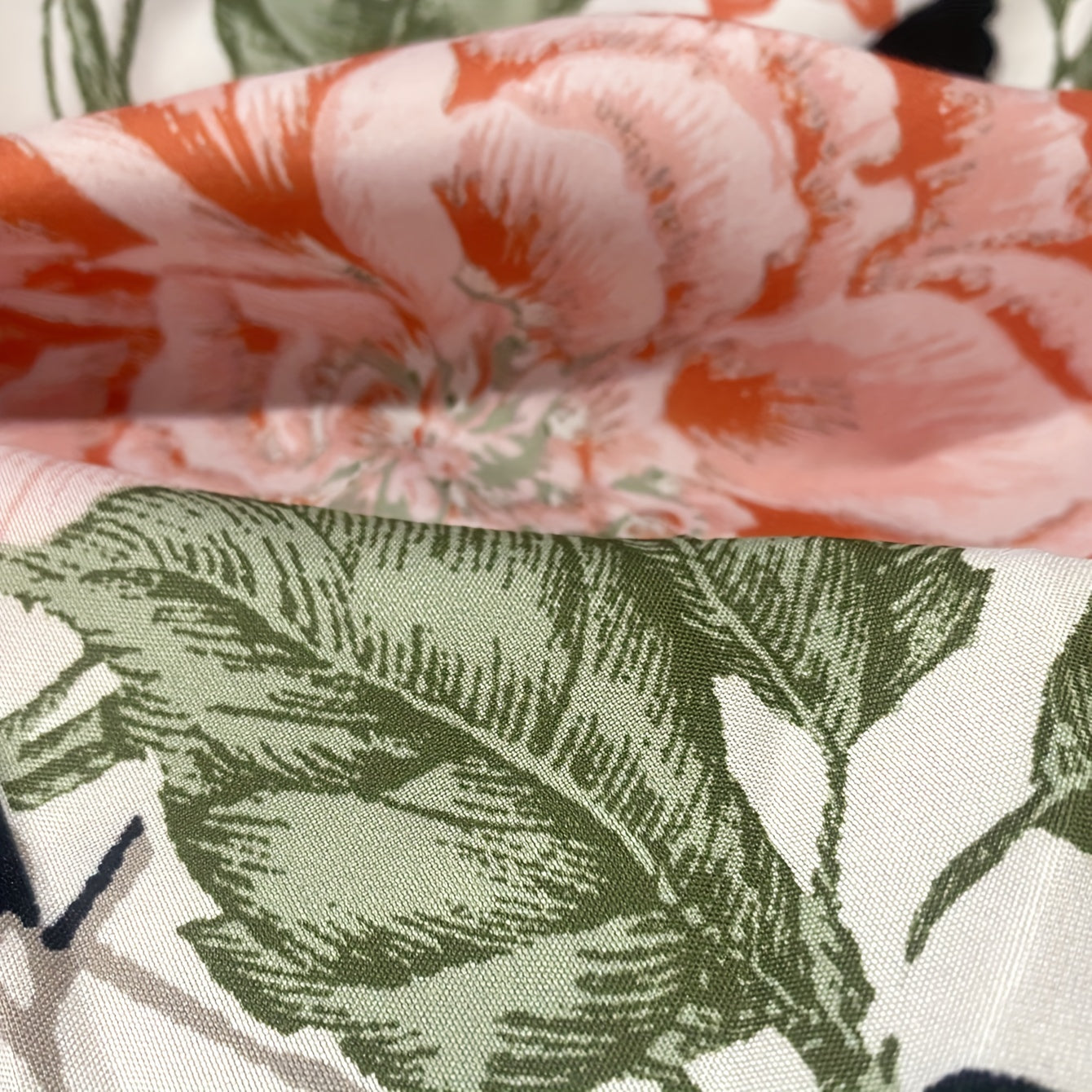 Pink Flower Pattern Pillowcases Set of 2 Soft Breathable Fabric Bedroom Sofa Decor