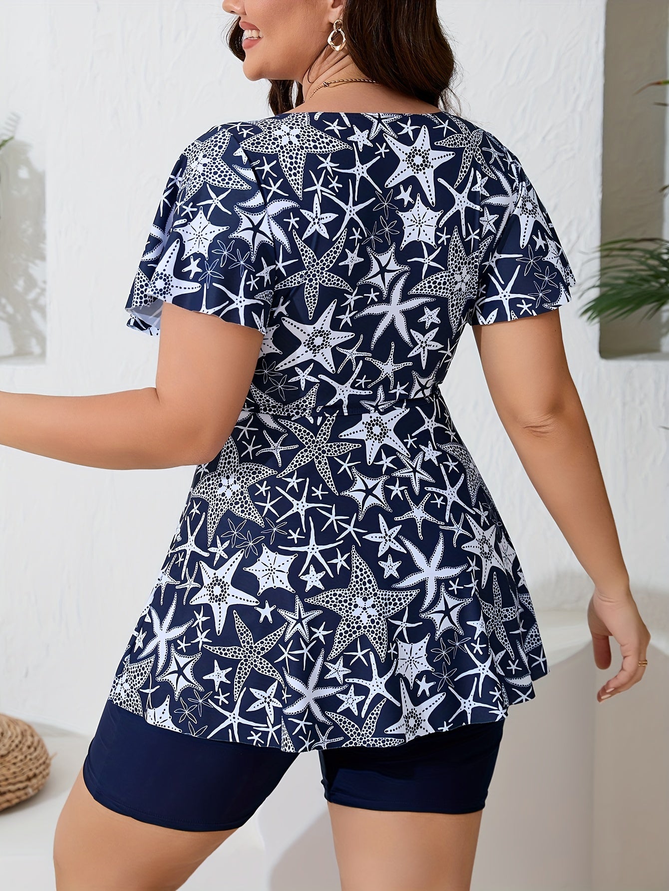 Yevropa va AQShdan kelgan plussayz ayollar uchun tankini suzish kiyimi