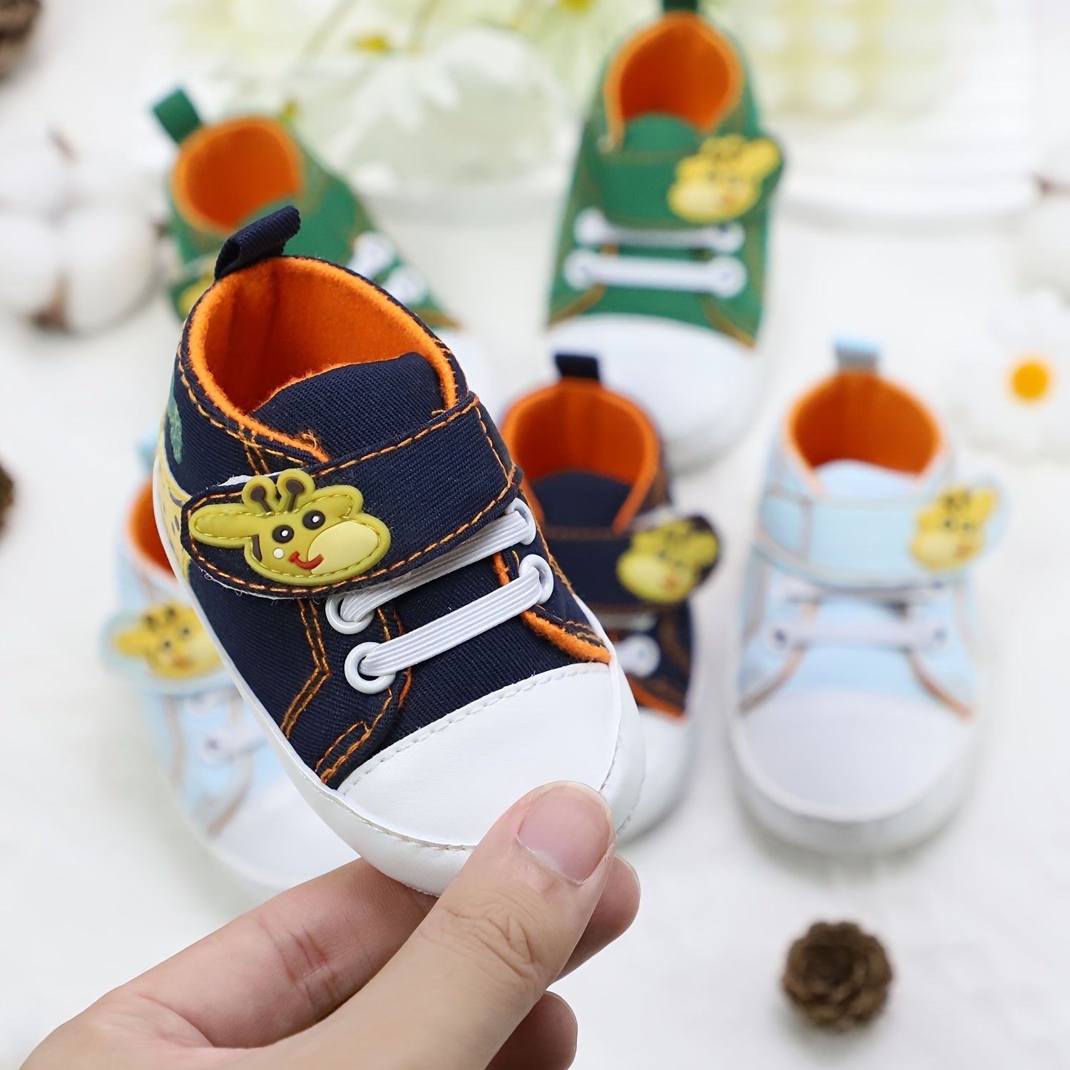 Toddler Shoes Non-Slip Canvas Giraffe Design for Casual Outdoor Wear