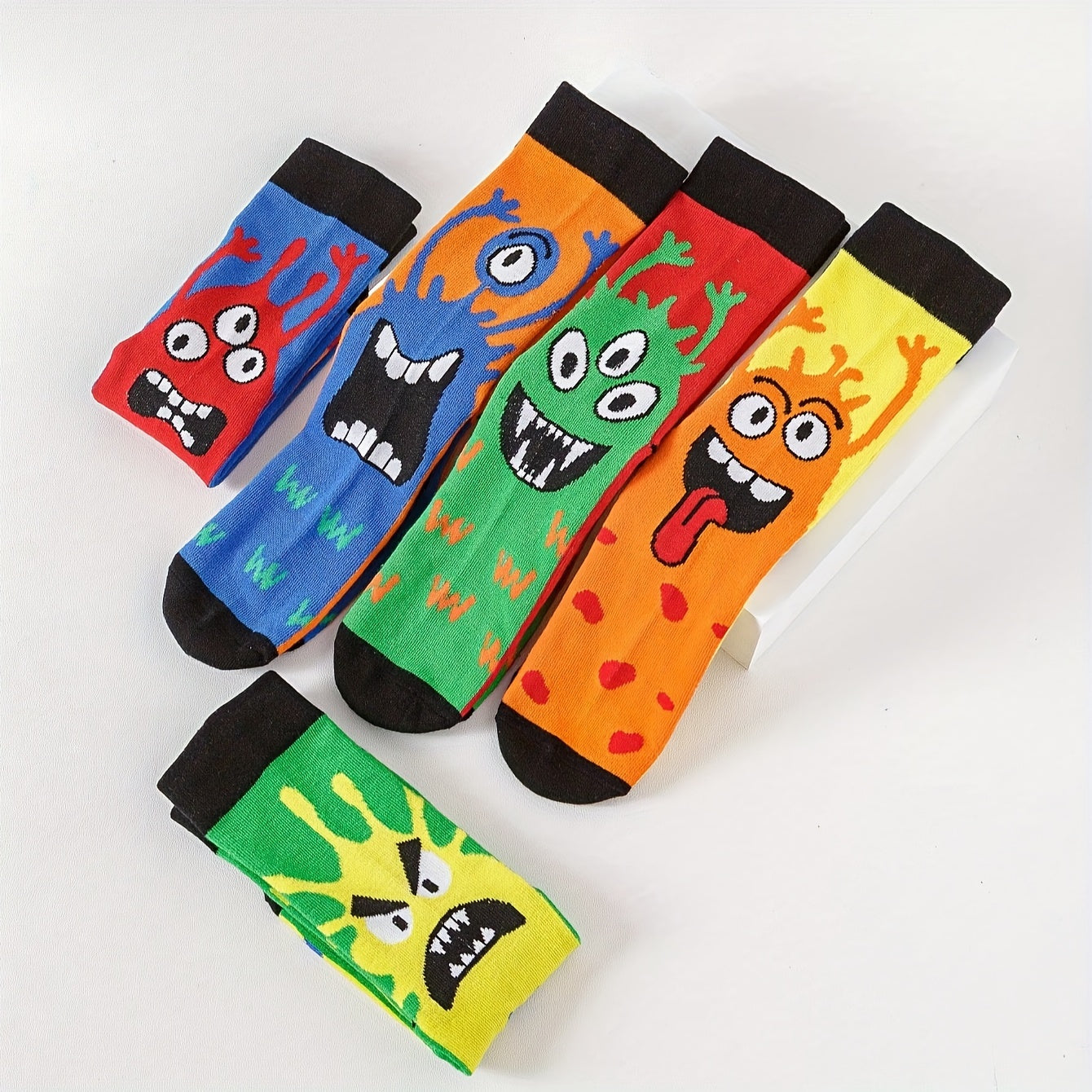 Men's and Women's Mid-Tube Socks 5-10 Pairs Cartoon Pattern Polyester All Seasons
