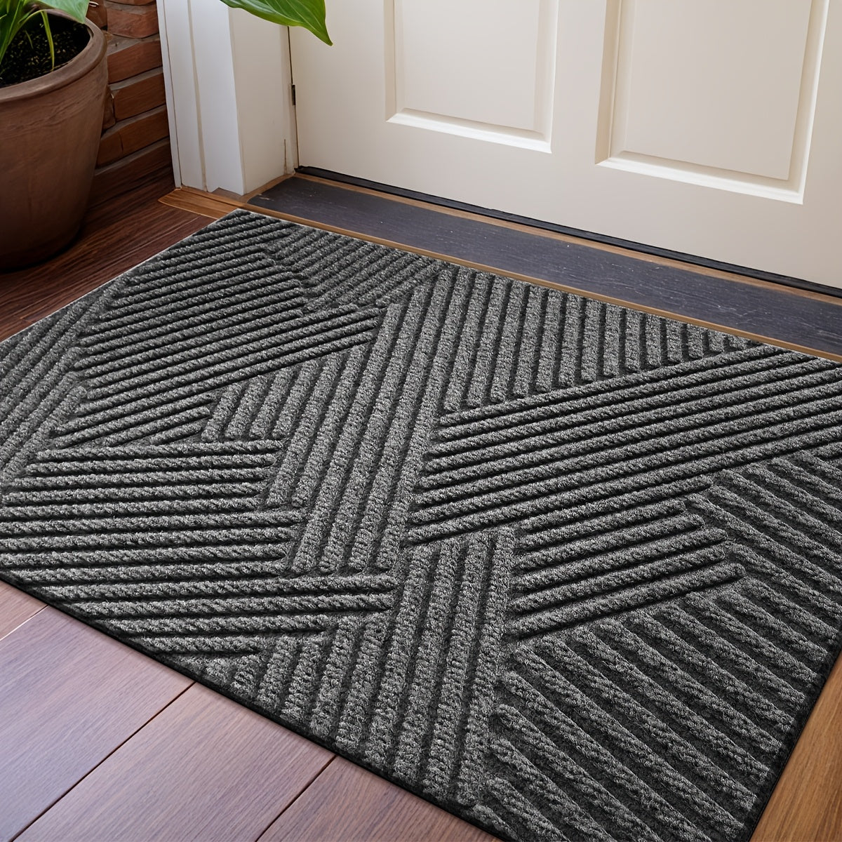 Geometric Striped Non-Slip Absorbent Washable Door Mat for Indoor and Patio