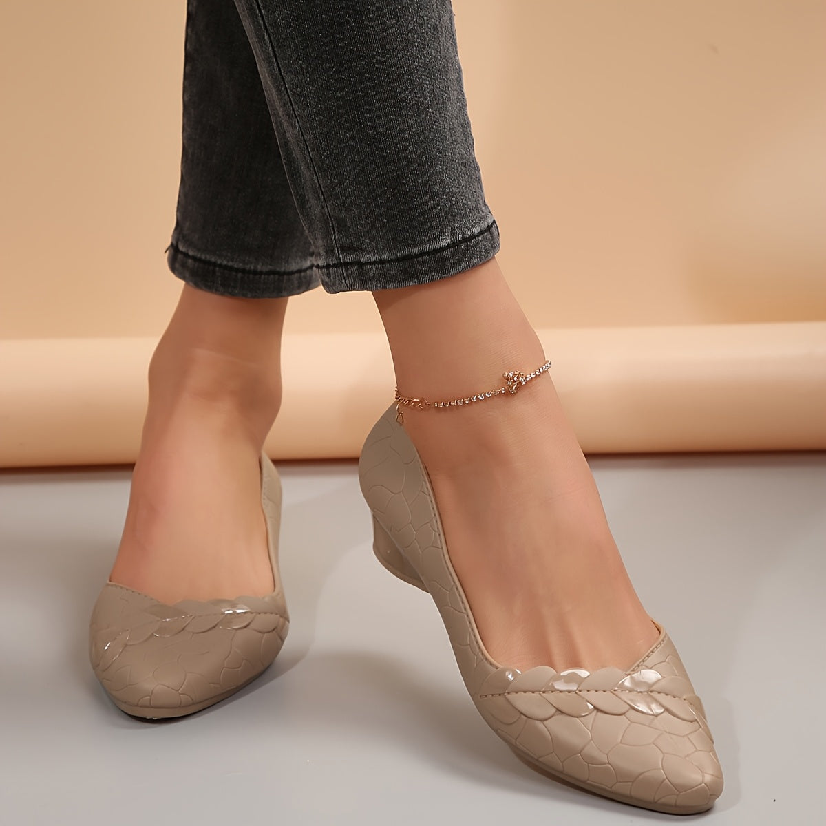 Women's Mid-Heel Pumps Soft Sole Sequins Pointed Toe Chunky Heel