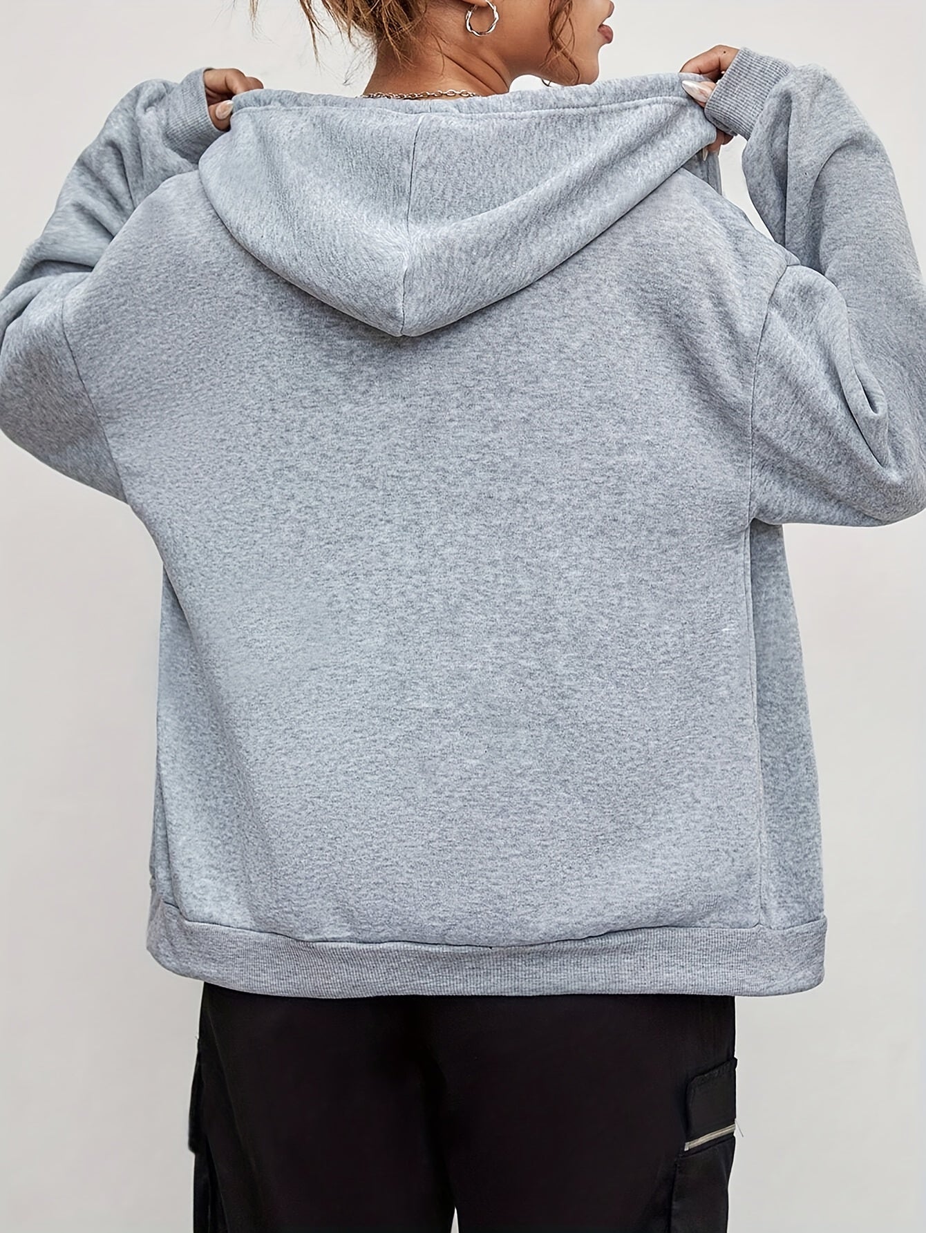 Sudadera ligera de felpa con capucha, bolsillos, manga larga, casual, otoño e invierno, poliéster

Source:
Women's Lightweight Fleece Hoodie with Pockets Long Sleeve Casual Fall Winter Polyester