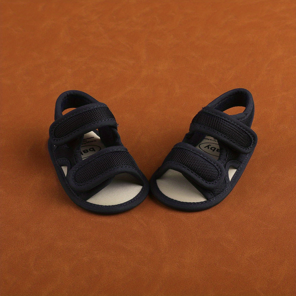 Kichkina qizlar va erkaklar uchun nafas oladigan tarmoq sandallari, ochiq barmoqli, sozlanadigan bahor va yoz poyafzali