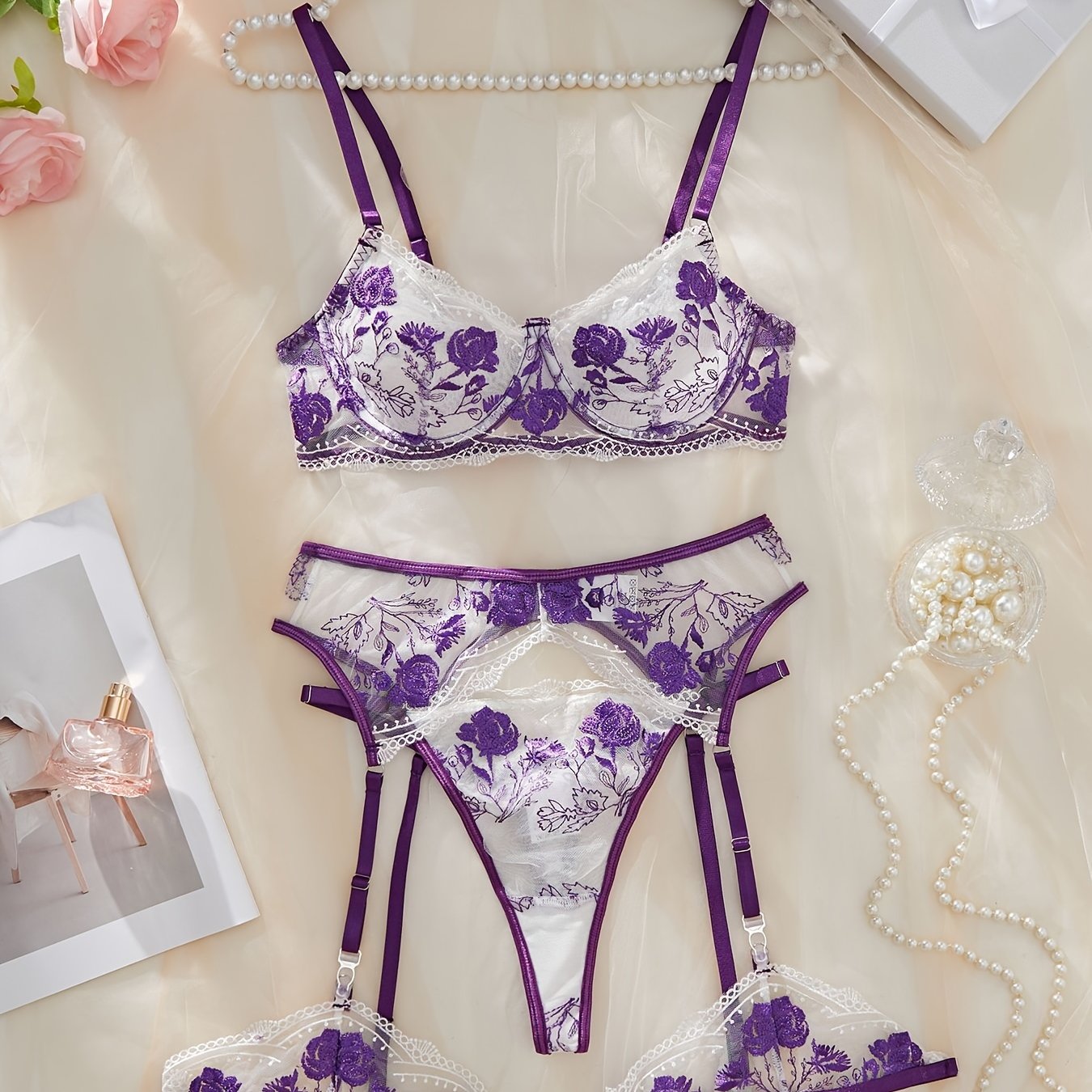 Women's Seductive Lace Lingerie Set with Adjustable Straps