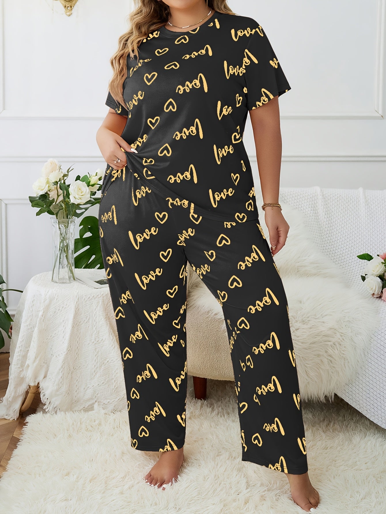 Plus Size Cozy Pajama Set Women Polyester Black with Gold Heart Print