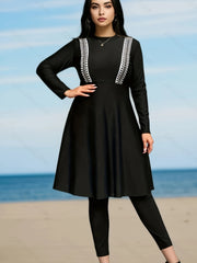 Ayollar uchun qulay, kamtar tankini to'plami, yuqori cho'ziluvchan polyester aralashmasidan, bir rangda, krujka bo'yin, to'qilgan mato.